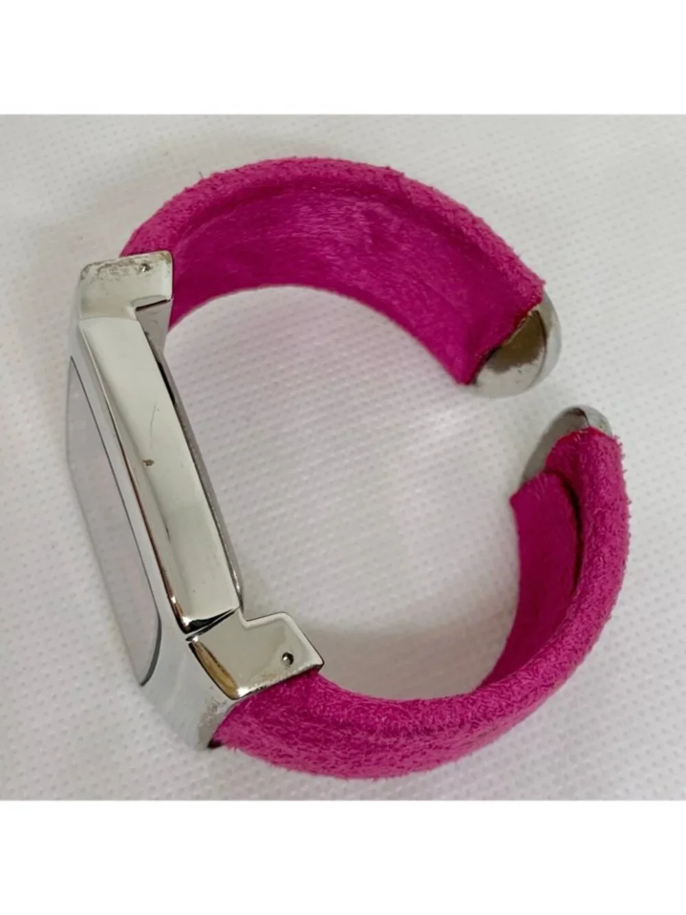 Da vanci Quartz Women's Watch Pink Face Silver tone cuff Band 35mm 6.5” running